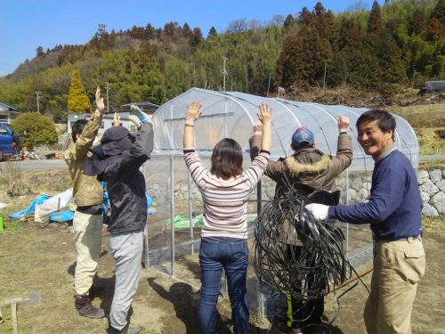 遂にビニールハウスが完成しました！！